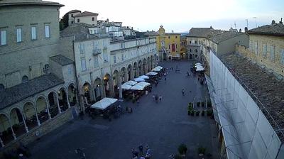 immagine della webcam nei dintorni di Porto Recanati: webcam Fermo