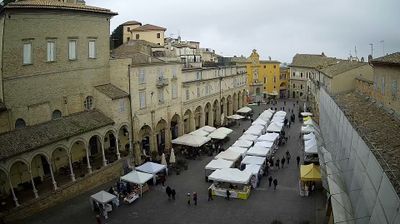 immagine della webcam nei dintorni di Potenza Picena: webcam Fermo