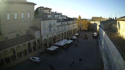 immagine della webcam nei dintorni di Porto San Giorgio: webcam Fermo