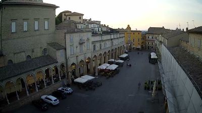 immagine della webcam nei dintorni di Porto Potenza Picena: webcam Fermo
