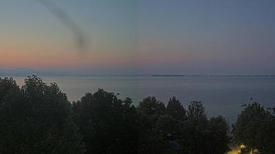 immagine della webcam nei dintorni di Peschiera del Garda: webcam Moniga del Garda
