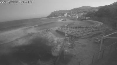 immagine della webcam nei dintorni di Marina Di Cecina: webcam Quercianella