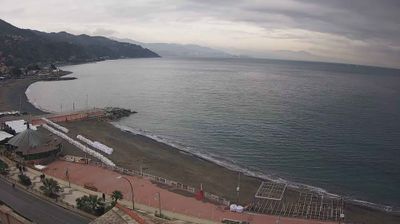 immagine della webcam nei dintorni di Bolzaneto: webcam Arenzano