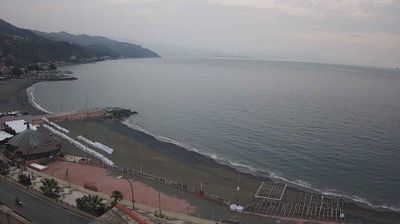 immagine della webcam nei dintorni di Bolzaneto: webcam Arenzano
