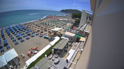 immagine della webcam nei dintorni di Laigueglia: webcam San Bartolomeo al Mare
