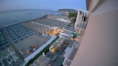 immagine della webcam nei dintorni di Imperia: webcam San Bartolomeo al Mare