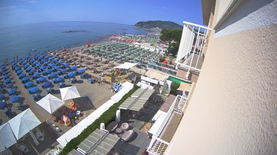 immagine della webcam nei dintorni di Diano Marina: webcam San Bartolomeo al Mare