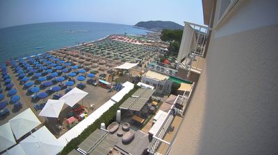 immagine della webcam nei dintorni di Dolcedo: webcam San Bartolomeo al Mare