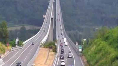 immagine della webcam nei dintorni di Carrù: webcam Salmour