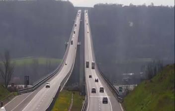 immagine della webcam nei dintorni di Serravalle Langhe: webcam Salmour