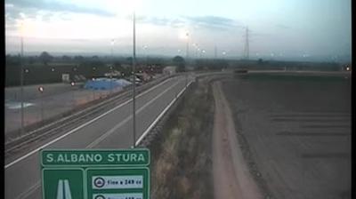 immagine della webcam nei dintorni di Cuneo: webcam Montanera