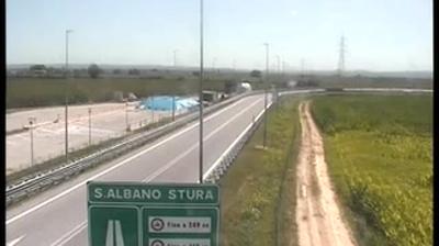 immagine della webcam nei dintorni di Fossano: webcam Montanera
