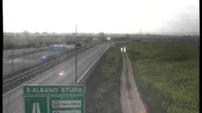 immagine della webcam nei dintorni di Bene Vagienna: webcam Montanera