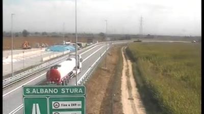 immagine della webcam nei dintorni di Cuneo: webcam Montanera