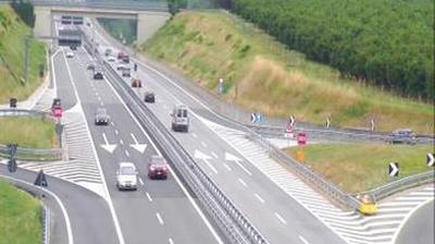 immagine della webcam nei dintorni di Carrù: webcam Magliano Alpi