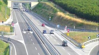 immagine della webcam nei dintorni di Montanera: webcam Magliano Alpi