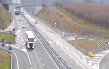 immagine della webcam nei dintorni di Mombarcaro: webcam Magliano Alpi