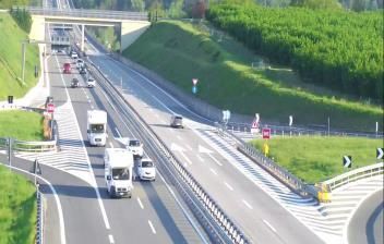 immagine della webcam nei dintorni di Mombarcaro: webcam Magliano Alpi