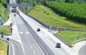 immagine della webcam nei dintorni di Lurisia Terme Monte Pigna: webcam Magliano Alpi