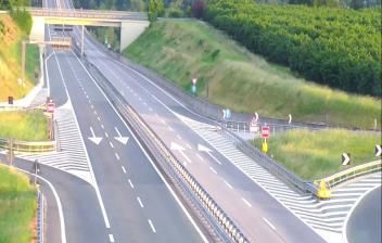 immagine della webcam nei dintorni di Frabosa Sottana: webcam Magliano Alpi