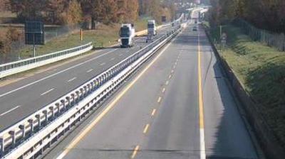 immagine della webcam nei dintorni di Cerretto Langhe: webcam Niella Tanaro