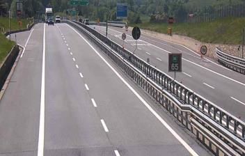 immagine della webcam nei dintorni di Niella Belbo: webcam Niella Tanaro