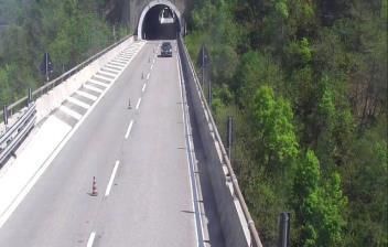 immagine della webcam nei dintorni di Niella Belbo: webcam Roccavignale