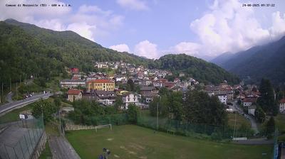immagine della webcam nei dintorni di Coassolo Torinese: webcam Mezzenile