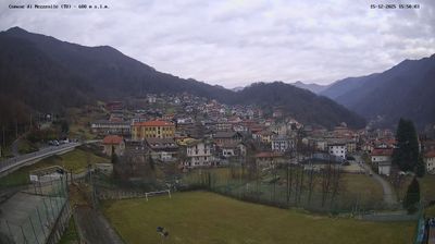 immagine della webcam nei dintorni di Alpe Cialma: webcam Mezzenile