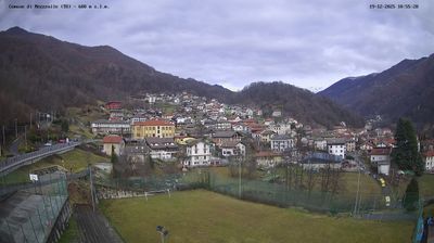 immagine della webcam nei dintorni di Alpe Cialma: webcam Mezzenile