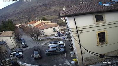 immagine della webcam nei dintorni di Salle: webcam Ortona dei Marsi