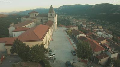 immagine della webcam nei dintorni di Tramutola: webcam Marsico Nuovo