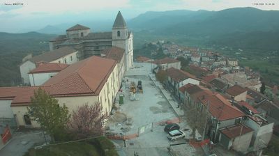 immagine della webcam nei dintorni di Padula: webcam Marsico Nuovo