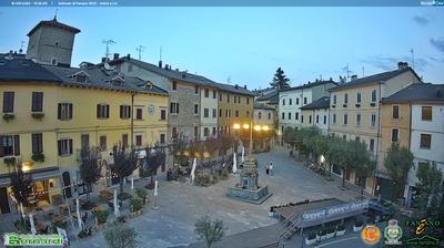 immagine della webcam nei dintorni di Abetone: webcam Cimoncino
