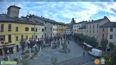 immagine della webcam nei dintorni di Monte Gomito: webcam Cimoncino