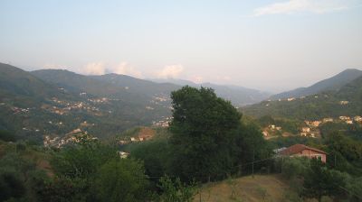 immagine della webcam nei dintorni di Sestri Levante: webcam Tribogna
