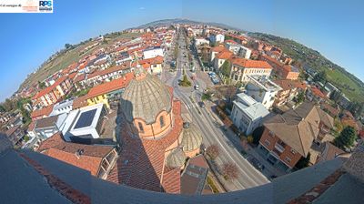 immagine della webcam nei dintorni di Serravalle Langhe: webcam Alba