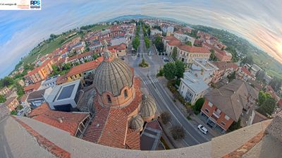 immagine della webcam nei dintorni di Cherasco: webcam Alba