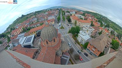 immagine della webcam nei dintorni di Benevello: webcam Alba