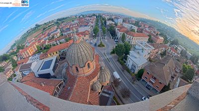 immagine della webcam nei dintorni di Cervere: webcam Alba