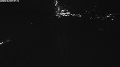 immagine della webcam nei dintorni di Sestriere: webcam Fenestrelle