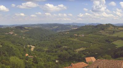immagine della webcam nei dintorni di Cossano Belbo: webcam Lequio Berria