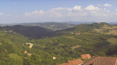 immagine della webcam nei dintorni di Albaretto della Torre: webcam Lequio Berria