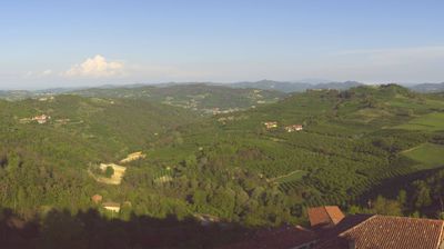 immagine della webcam nei dintorni di Mombarcaro: webcam Lequio Berria