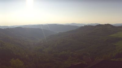 immagine della webcam nei dintorni di Sinio: webcam Lequio Berria