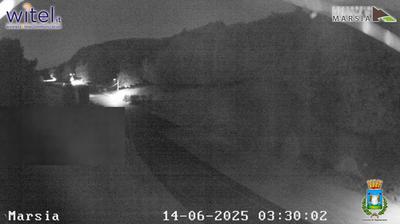 immagine della webcam nei dintorni di Rocca di Cambio: webcam Sante Marie