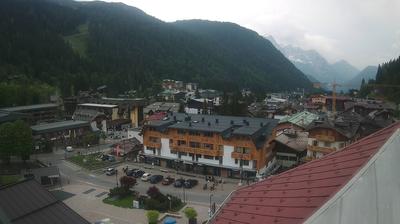 immagine della webcam nei dintorni di Cles: webcam Rifugio Viviani