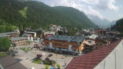 immagine della webcam nei dintorni di Fai della Paganella: webcam Rifugio Viviani