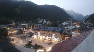 immagine della webcam nei dintorni di Passo Groste': webcam Rifugio Viviani