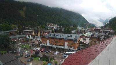 immagine della webcam nei dintorni di Passo Groste': webcam Rifugio Viviani